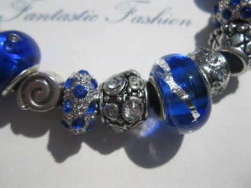 Wunderschönes Armband mit Beads *NEU*