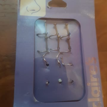 12 NEUE, ungetragene Nasenpircings