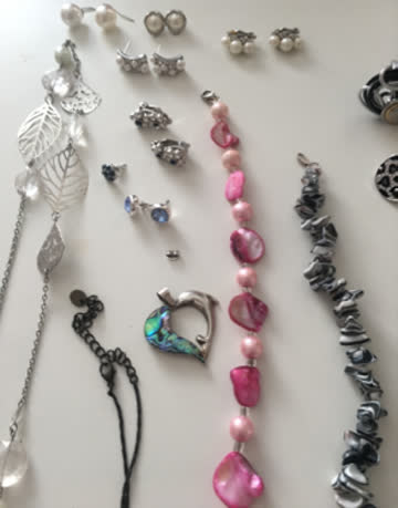 Diverser Schmuck