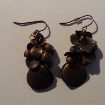 6 verschiedene Ohranhänger