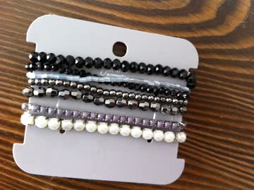 Armbänder , neu & ungetragen