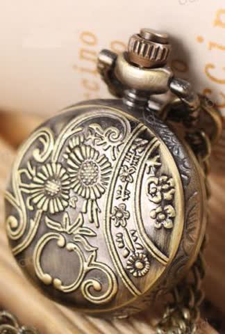 Umhänge- Taschenuhr Bronce mit Deckel+Kette 100% Neu