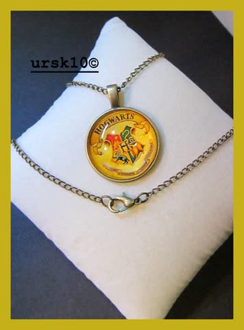 Harry Potter Hogwarts Amulett mit Halskette
