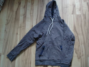 violetter Pulli von "WE" Grösse "S"