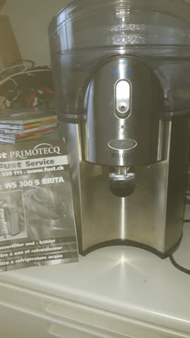 Britta Wasserfilter und Kühler