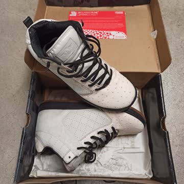 JB CLASSICS Sneaker (Neu)