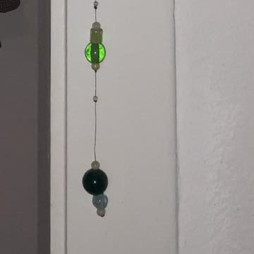 Girlande mit grünen Glaselementen 1 m lang
