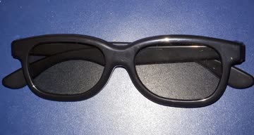 3 D Brille klein