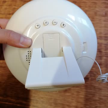 Uhr, Wecker, Radio mit Licht