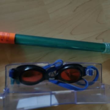 Schnorchel und Taucbrille