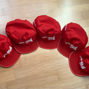5 Mützen / Caps