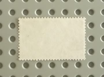 Briefmarke Helvetia "Weltpostdenkmal, Bern" 10 Rp.