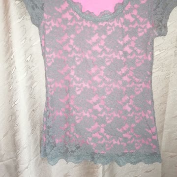 Wunderschönes shirt pink grauer spitze