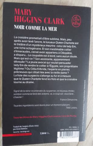 Noir comme la mer