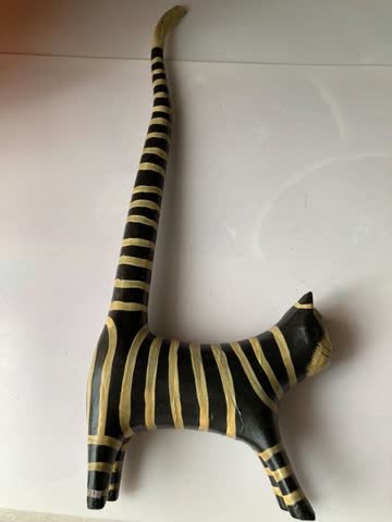 Kettenträger-Spirale und Ringhalter-Katze