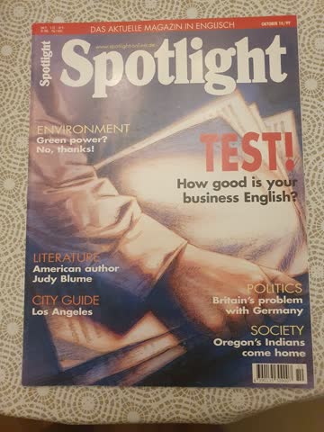 Spotlight 10/1999