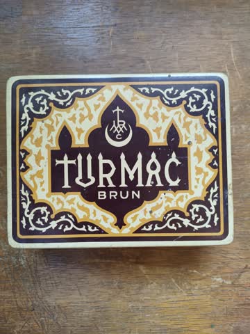 Alte Tabak/Zigarettendose TURMAC