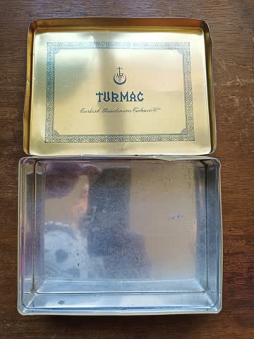 Alte Tabak/Zigarettendose TURMAC