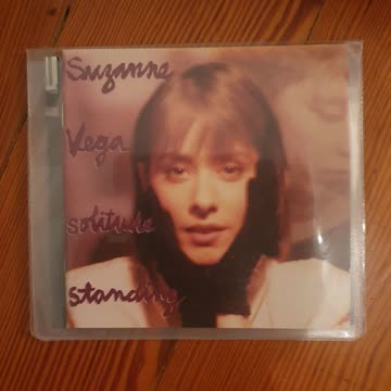 Suzanne Vega - Solitide Standing
