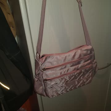 Damen Tasche neu