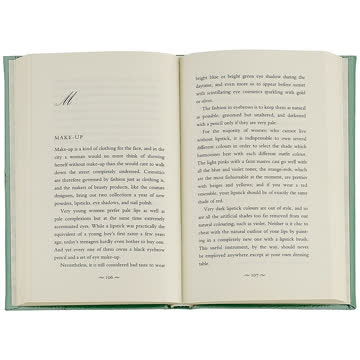 A Guide to Elegance (Geneviève Antoine Darriaux)
