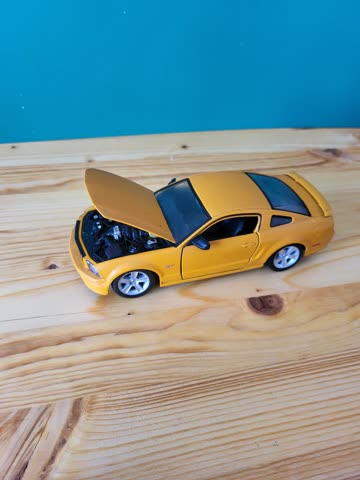 Modelauto Ford Mustang GT 1:24