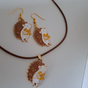 Süsses Schmuck set Igel Ohrringe Kette Neu