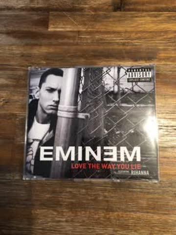 CD , Eminem , Love the Way you Lie