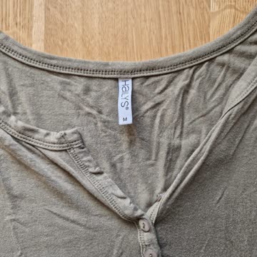 Kurzes Shirt von Hailys
