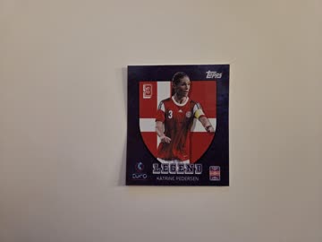 Topps Frauen EM 2025 - Nr 305 Katrine Pedersen (Legend)