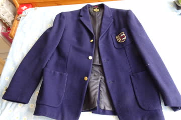 Stylischer Herrenblazer evtl. Gr. M blau Goldknöpfe Wappen