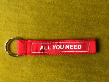 Schlüsselanhänger "All you need" rot - NEU