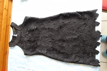 schwarzes Kleid, enganliegendes Etuikleid Gr. S