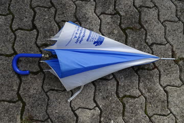 Schirm, Regenschirm blau - weiss Siegenthaler, mit Automatik