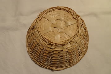 runder Bast Korb klein - Durchmesser ca. 20 cm