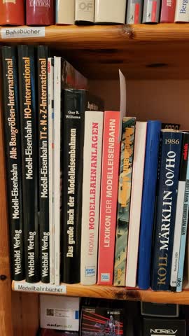 div. Bücher und Kataloge zum Thema Modelleisenbahn