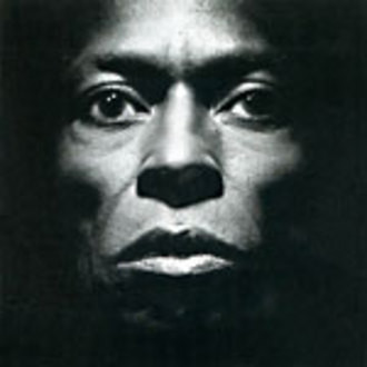 Miles - Tutu