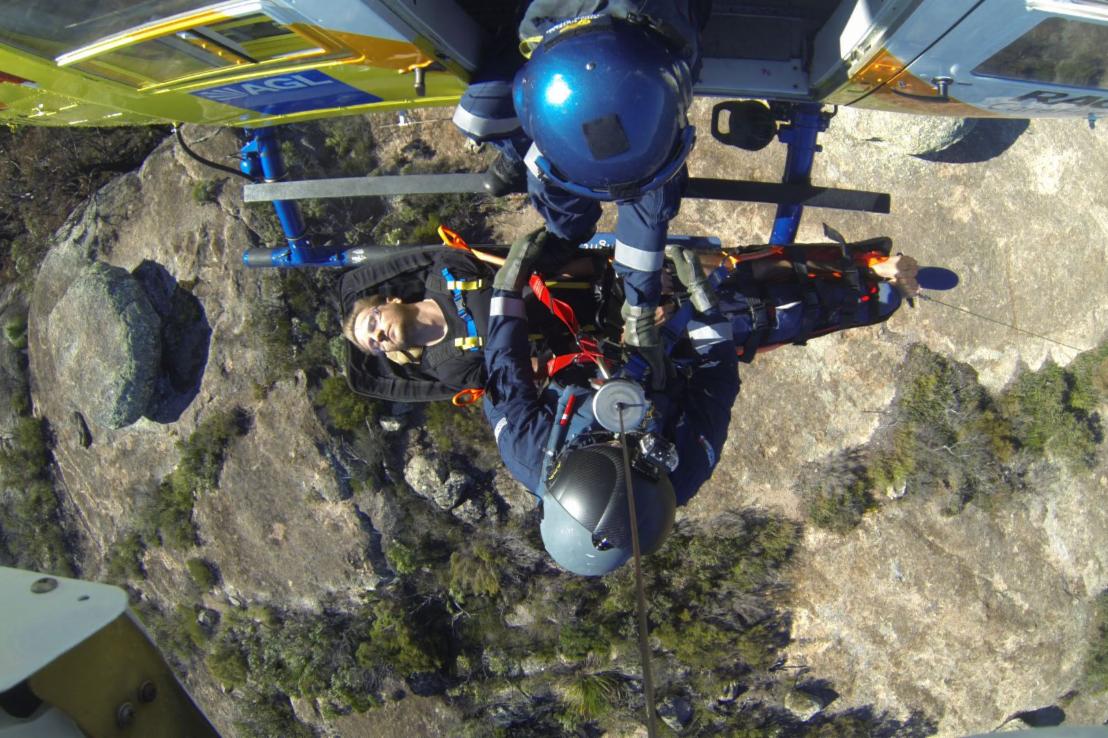 25 AUSTRALIA THE FLYING DOCTORS