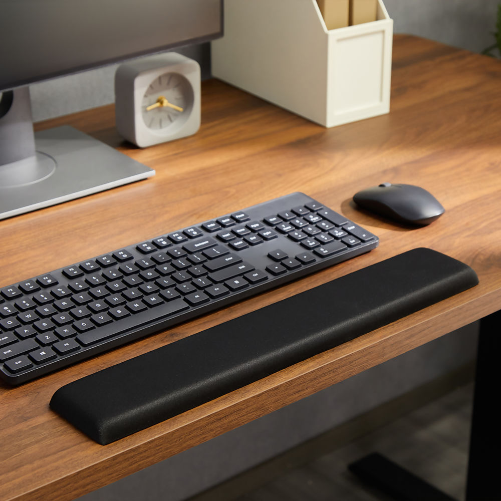 EasyRest-Memory-Foam-Wrist-Rest-Keyboard-Lifestyle.jpg