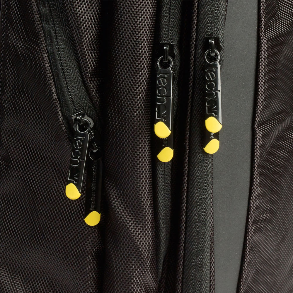 Techair-Classic-Pro-Backpack-Zips.jpg