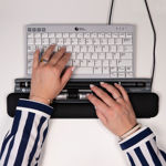 ErgoSlider-Plus-Mouse-Hand-Position.jpg
