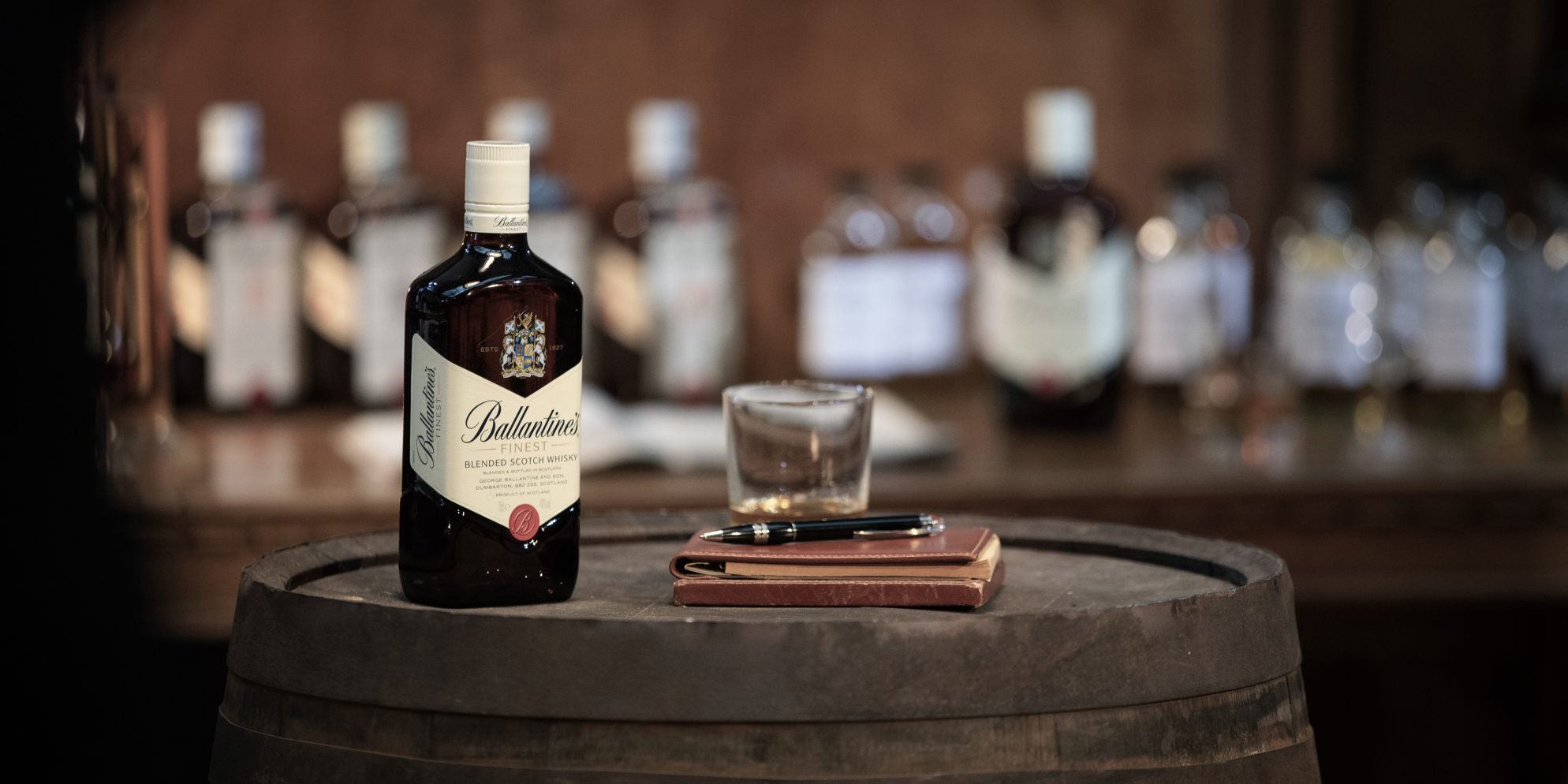 Découvrez nos whiskies et nos cocktails. Ballantine's FR