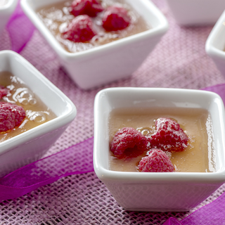 Marja-siidri panna cotta