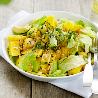 Mango-avokaadosalat