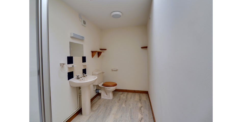 New Road, Great Torrington, Devon, EX38 8EJ