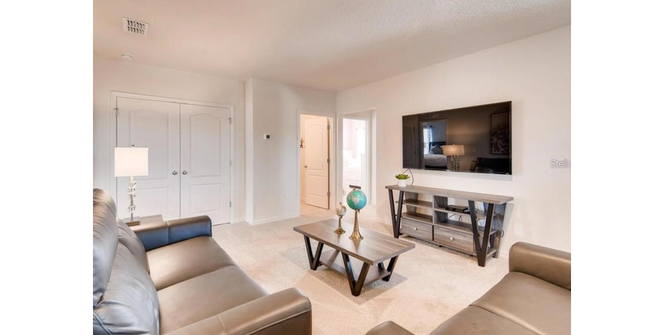 5207 WILDWOOD WAY, DAVENPORT, Florida 338376