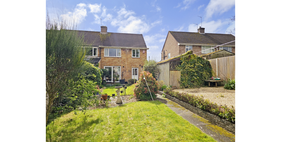 16 Holmwood Avenue, Kidderminster, DY11 6DA