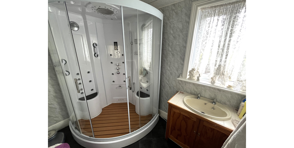 2 The Broadway, Exmouth, EX8 2NW