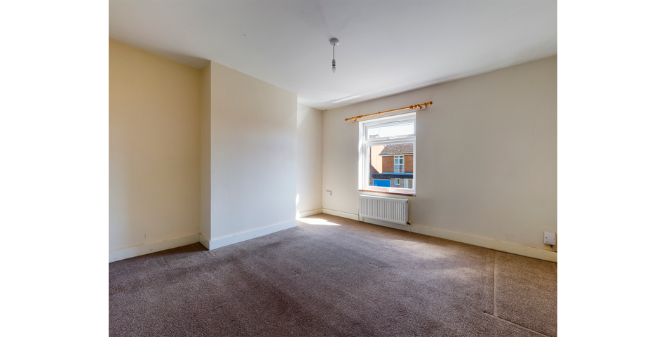 24 Gladstone Road, Stourbridge, dy8 3pe