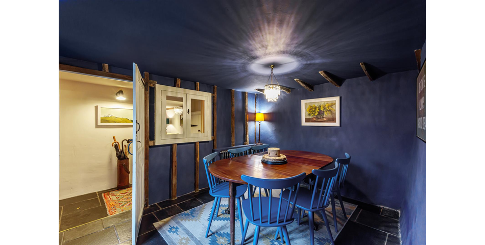 The Old Smithy , Cott Road , Dartington, TQ9 6HQ